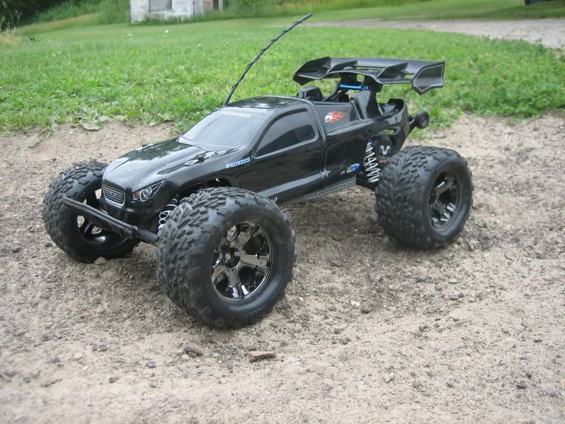 traxxas rustler rear bulkhead